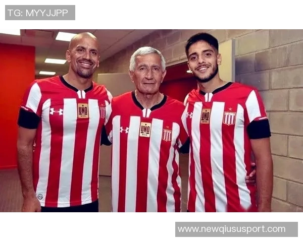 拉普拉塔大学生发声支持贝隆及全体球员坚决反对处罚决定