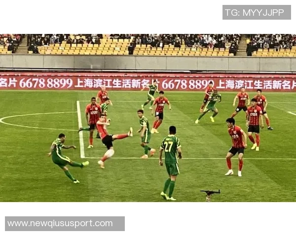 海港队结束假期重返训练全力备战中超收官战争取佳绩